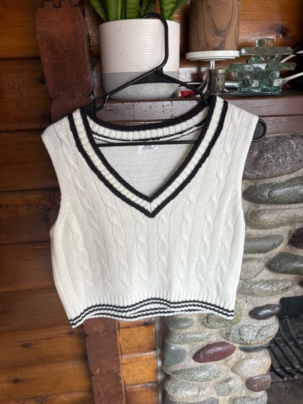 Cable Knit Sweater Vest size Small